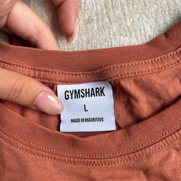 Gym shark workout cropped tee - Picture 3 of 3